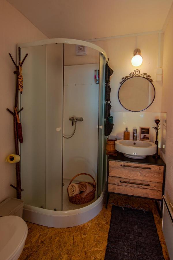 Panorama Glamping Visole Hotel Beszterce Kültér fotó