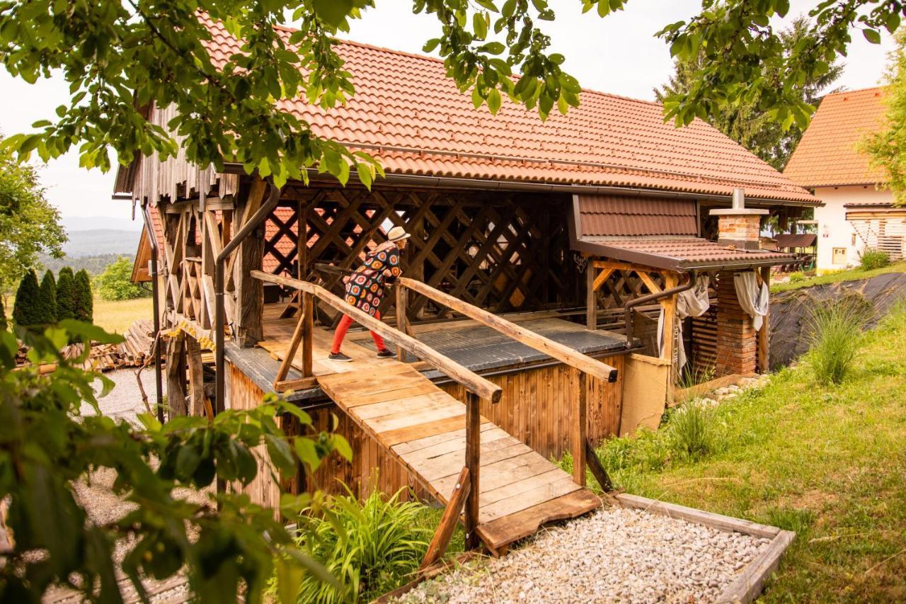 Panorama Glamping Visole Hotel Beszterce Kültér fotó